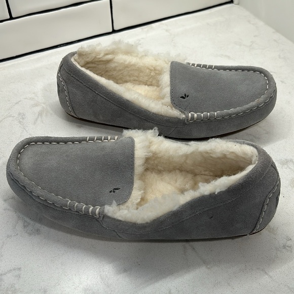 Koolaburra by UGG Lezly Wild Dove Gray Womens Suede Faux Fur Moccasin Slippers - Picture 5 of 16